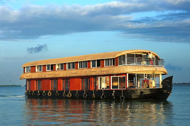 Luxury Houseboat